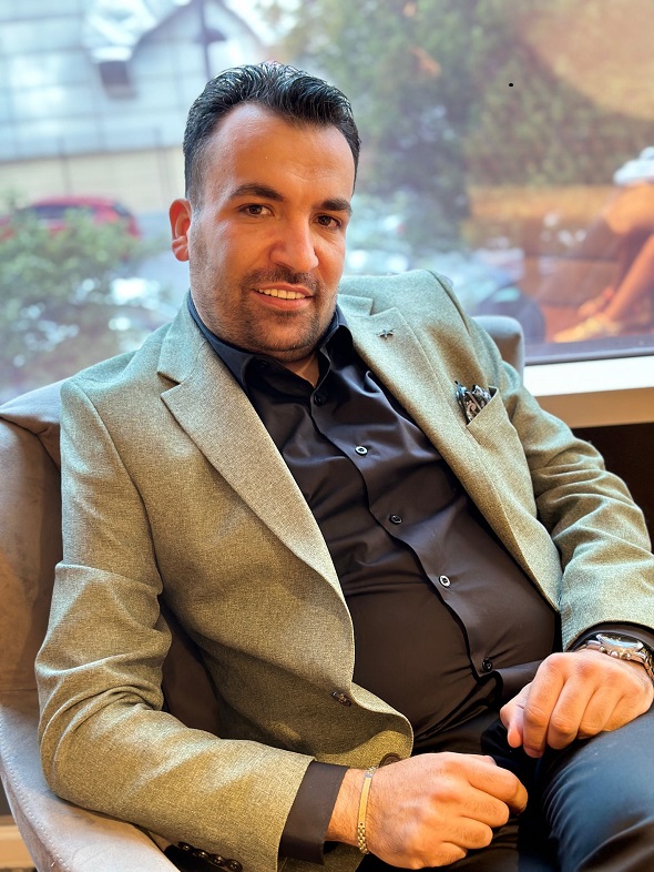 Yasin Topçu’nun E-Ticaretin Gücünü Kullanarak Çelik Takı Sektöründe Devrim Yaratması